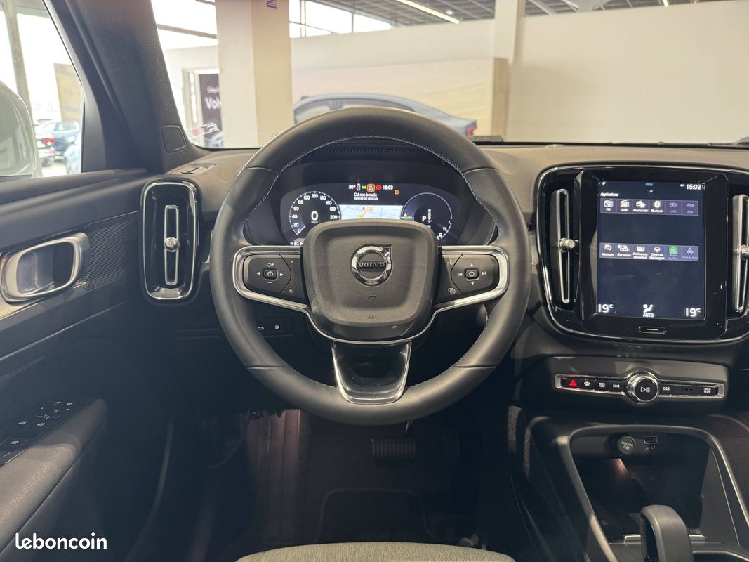 VOLVO XC40 T4 Recharge 129+82 ch DCT7 Start (image 21)