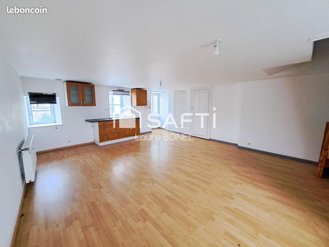 Appartement 3 pièces 94 m² · à Neufchâteau · 94 m² · 59 900 €