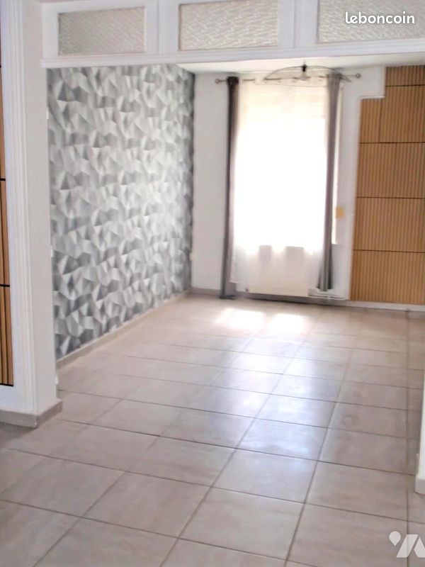 Maison 8 pièces 101 m² · à Hénin-Beaumont · 101 m² · 135 270 €