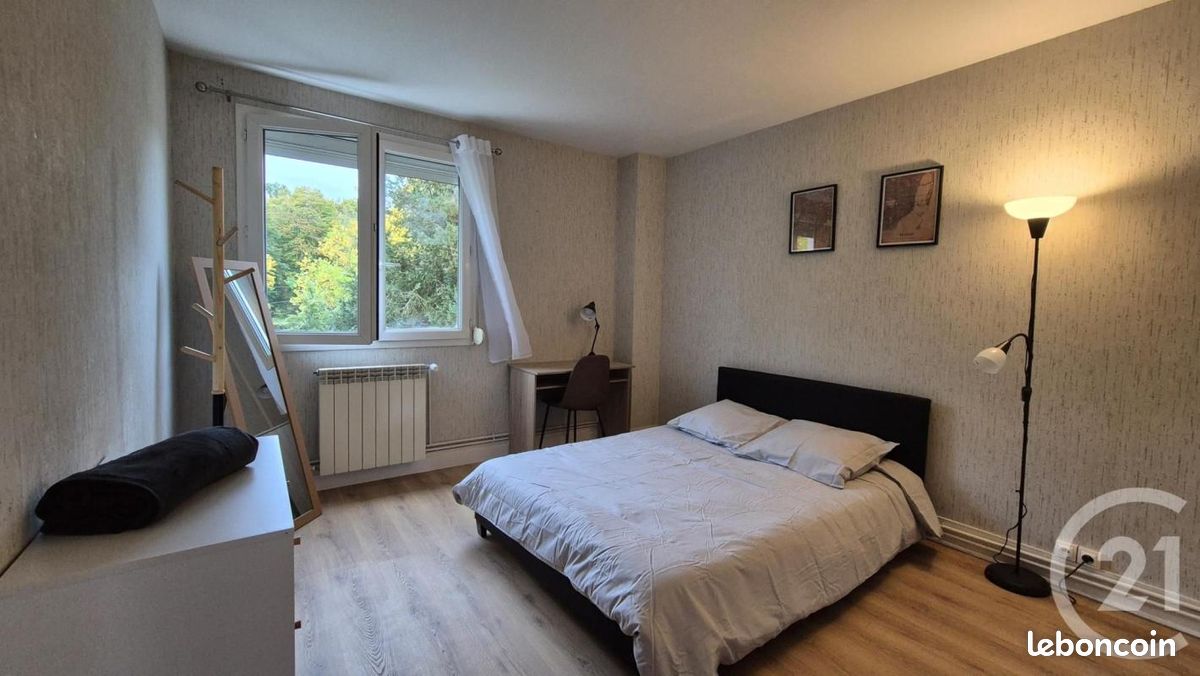 Appartement 4 pièces 9 m² · à Compiègne · 9 m² · 370 €/mois