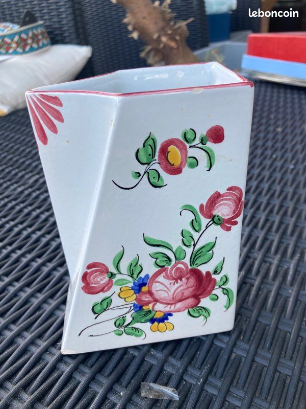 Vase porcelaine de Strasbourg (image 1)
