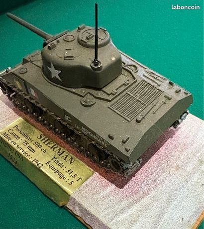 Le char français Sherman M4 A3 en miniature militaire Solido au 1/50e