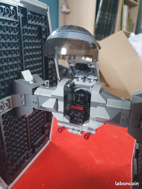 Lego Star Wars 9492 Tie Fighter (image 3)
