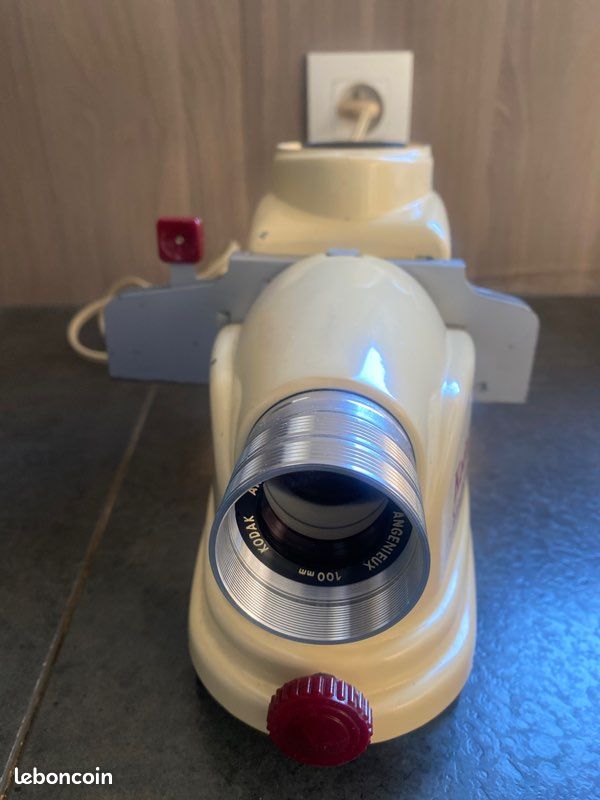 Projecteur De Diapositives Vintage Kodak Senior 1 A (fonctionne Sur Secteur)