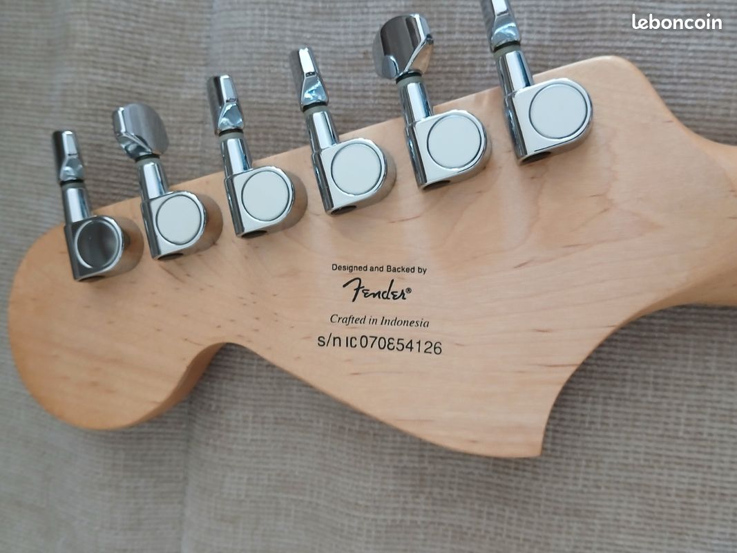 Guitare Squier Strato upgradée EMG DG20 (image 4)