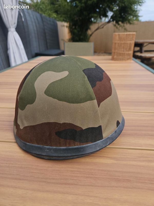 Casque Francais (image 1)