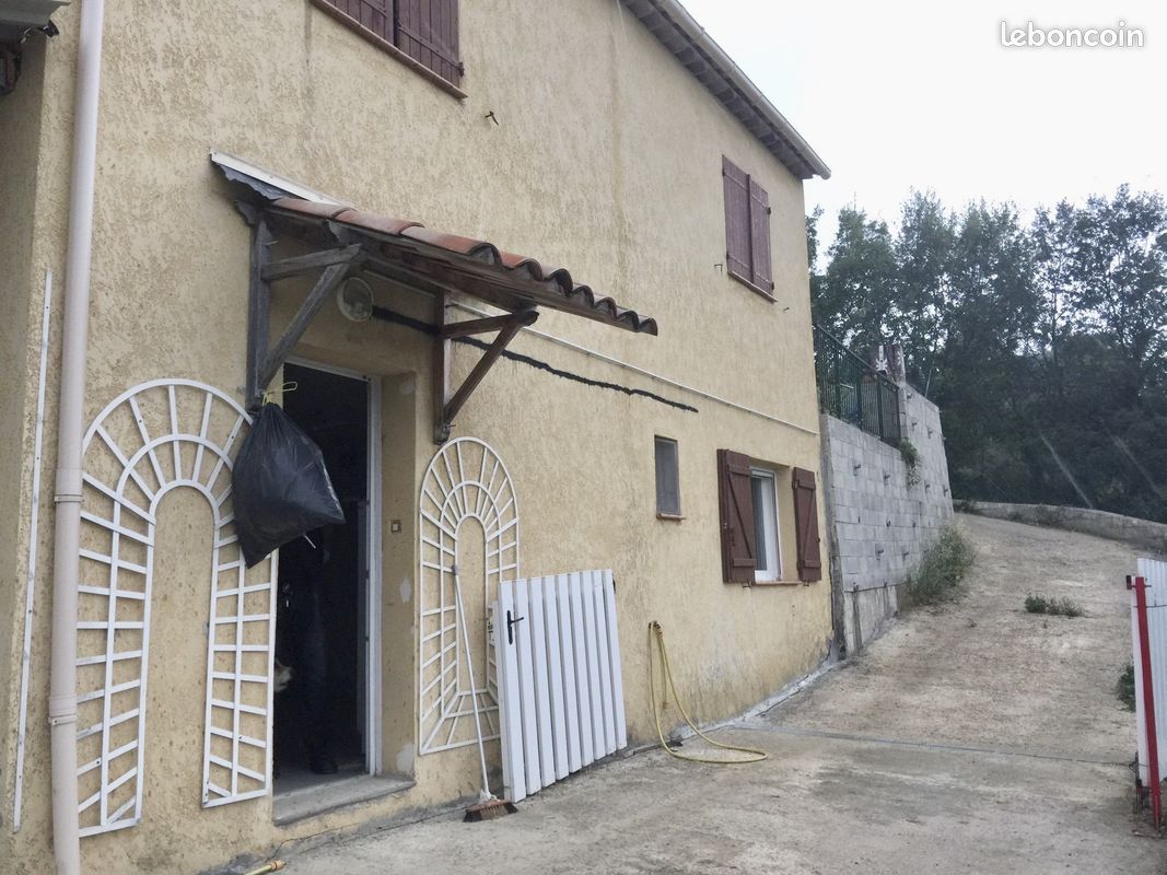 Appartement 2 pièces 54 m² · à Berre-les-Alpes · 54 m² · 850 €/mois