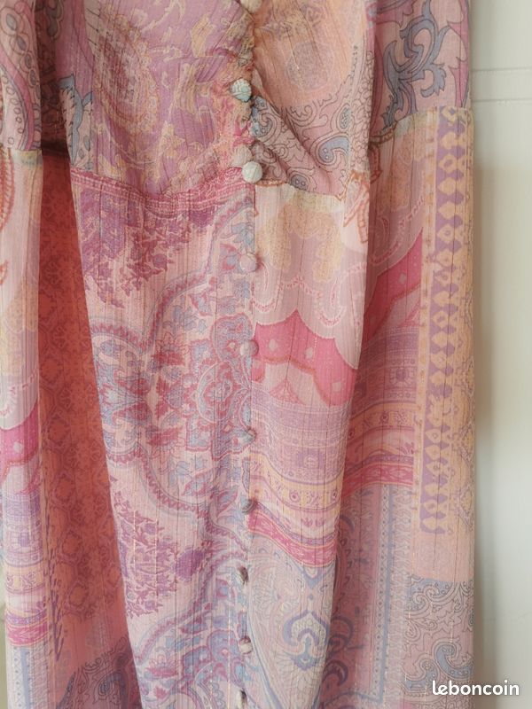 Zara. Tres jolie robe d ete fourreau. Longueur midi . Rose pâle parme turquoise. L. Neuve (image 2)