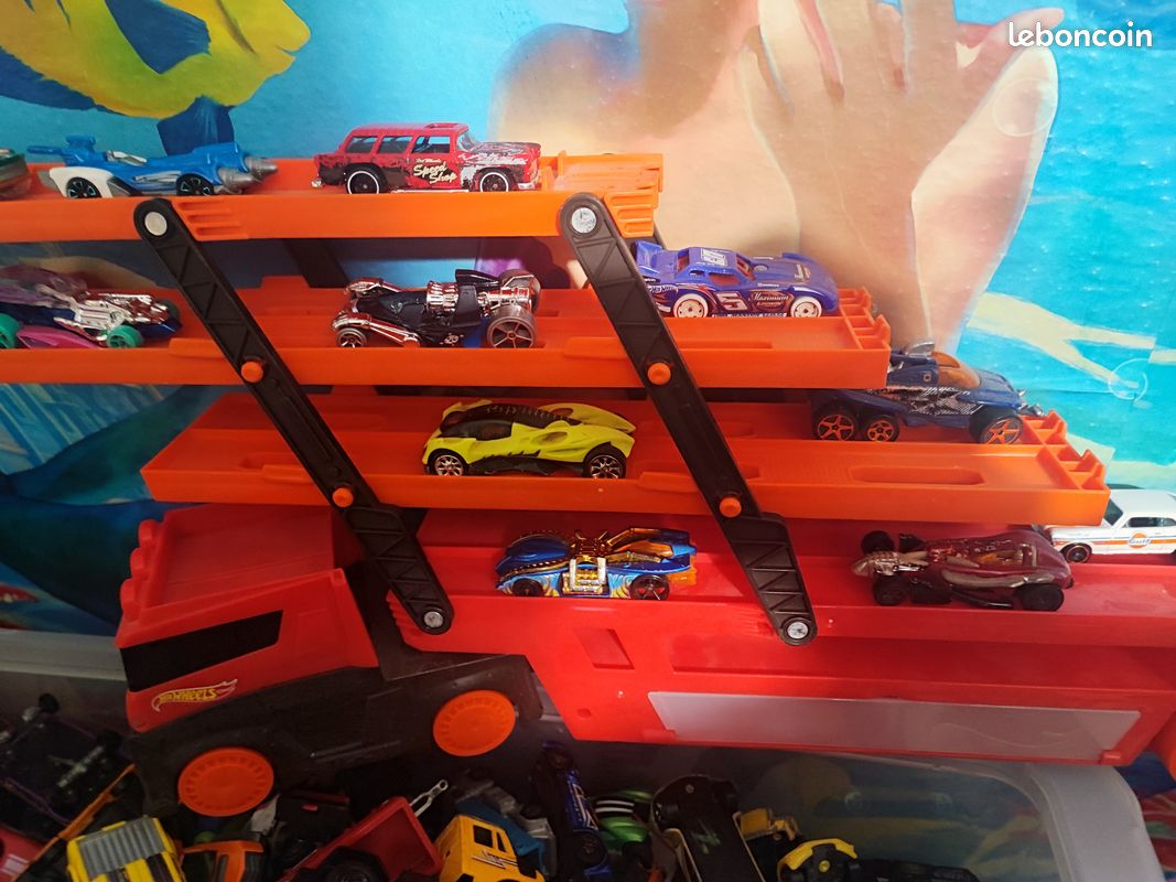 Caisse de voiture ,HOT WHEELS et autre (image 7)