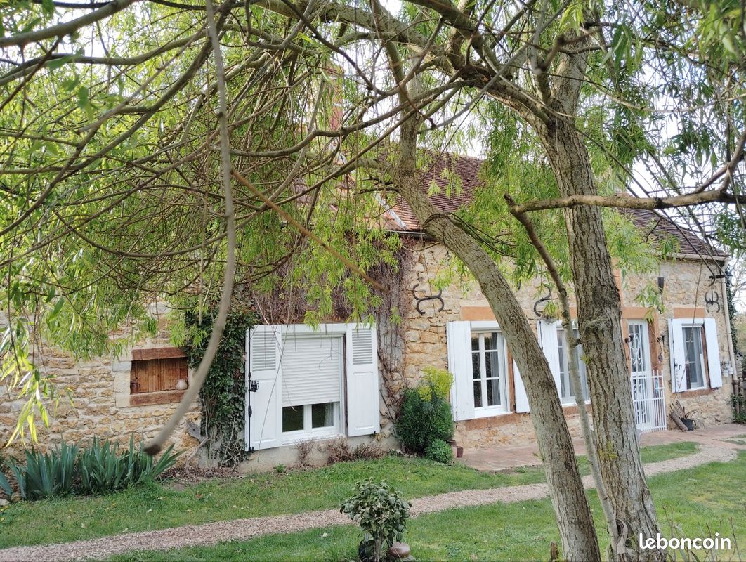 Maison 6 pièces 104 m² · à Néret · 104 m² · 125 000 €