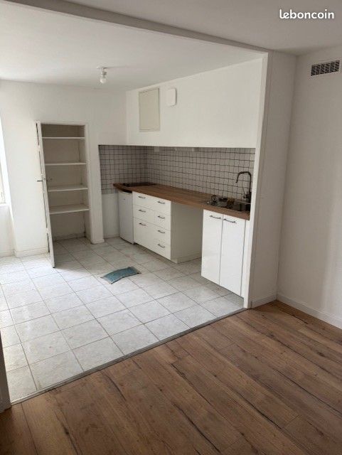 Appartement 2 pièces 43 m² · à Saint-Aubin-d'Aubigné · 43 m² · 105 000 €
