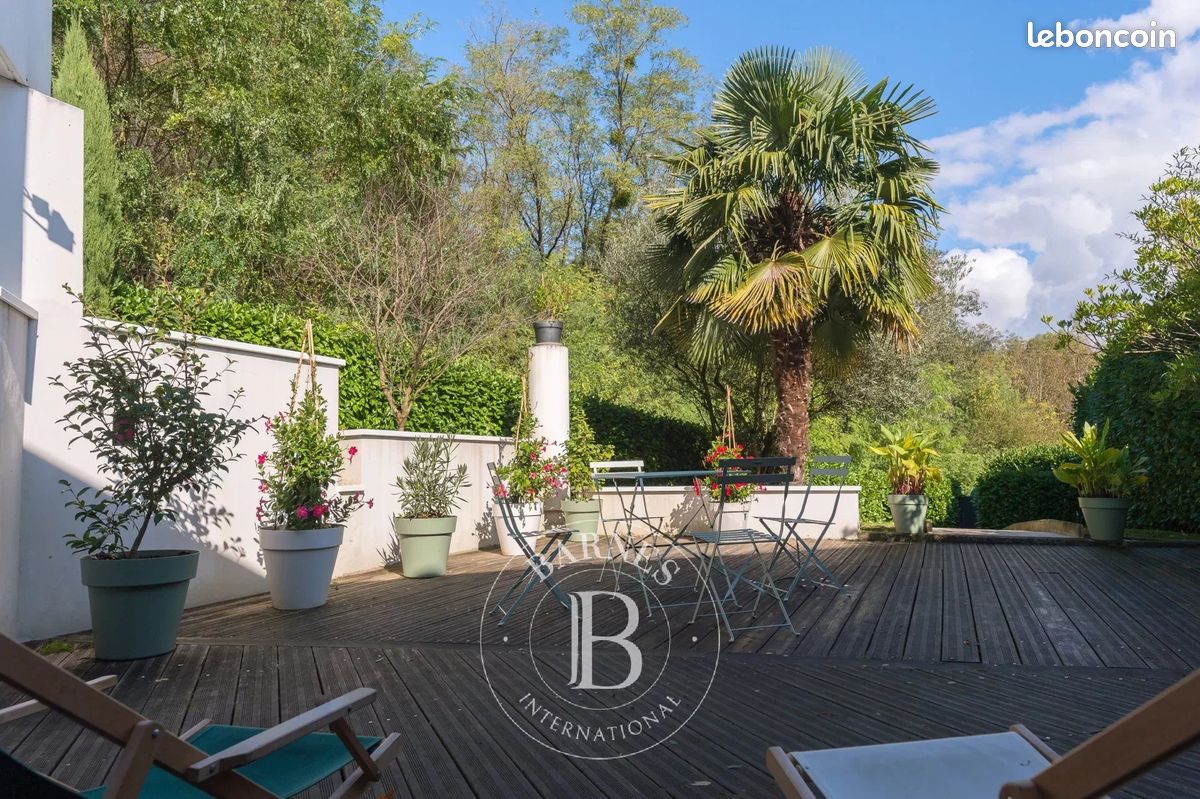 Appartement 4 pièces 100 m² · à Collonges-au-Mont-d'Or · 100 m² · 545 000 €