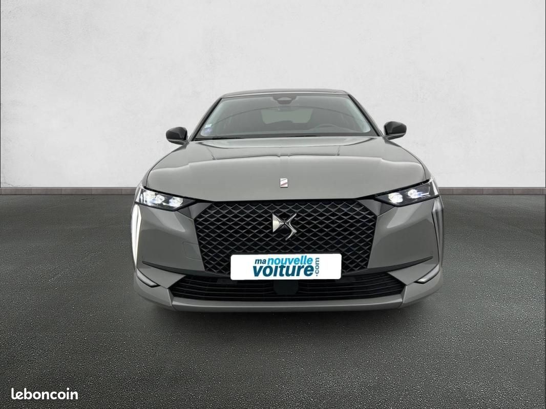 DS 4 Hybride E-Tense 225 EAT8 - Performance Line (image 2)