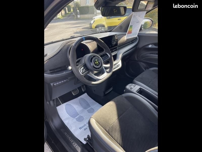 Abarth 500 e 155ch 42kWh Turismo 4cv (image 9)