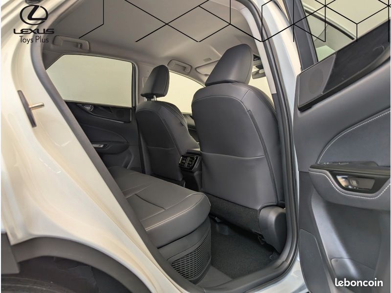 Lexus NX 350H 2WD Luxe (image 8)
