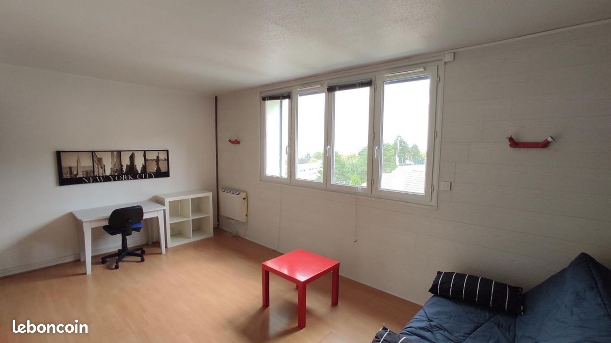 Appartement 1 pièce 27 m² · à Saint-Étienne · 27 m² · 427 €/mois