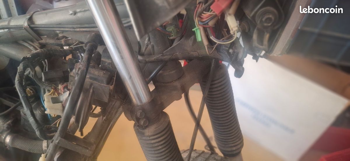 Fourche kawasaki klr650 Tangai (image 2)
