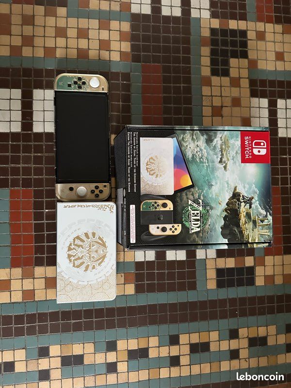 Switch OLED ZELDA neuve (image 1)