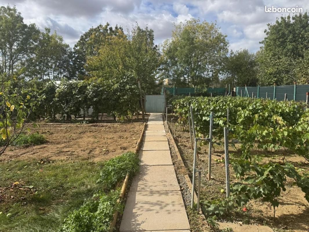 Terrain 529 m² · à Saint-Jean-d'Hermine · 28 500 €