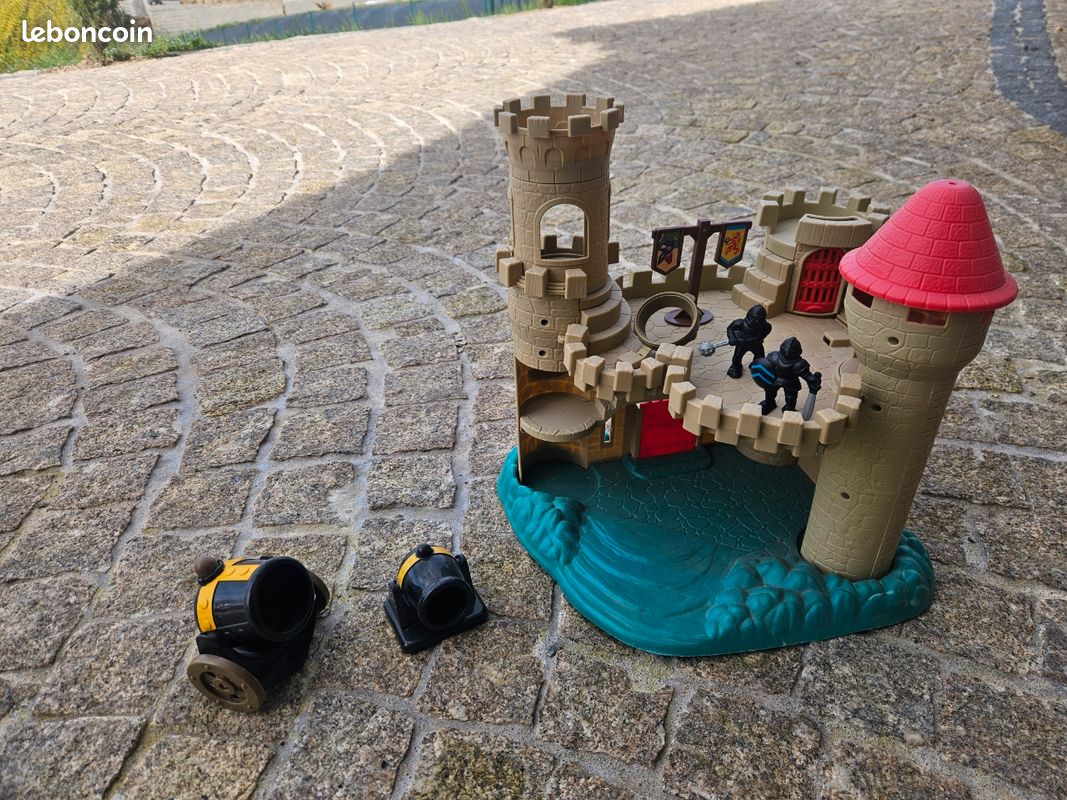 Chateau fort (image 1)