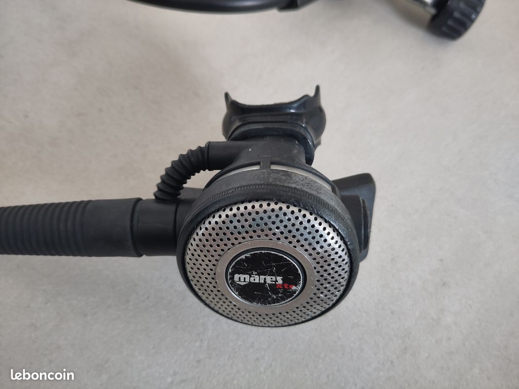 Détendeur Mares Vagabond 15X + Poulpe Vagabond + Manomètre MR-1 – Neuf