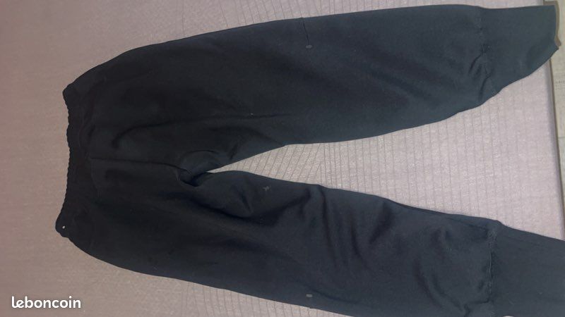 Nike tech noir (image 1)