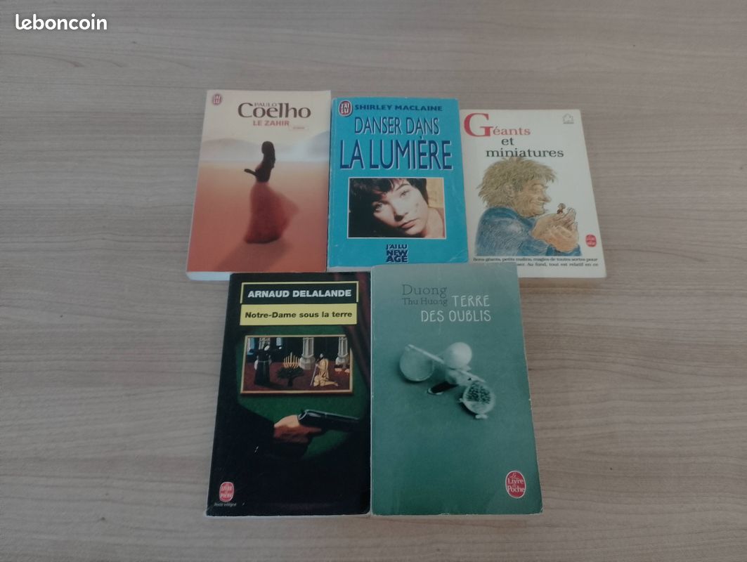 Lot de 5 livres de poche (spécial week-end,1.50 les 5)(13) (image 1)