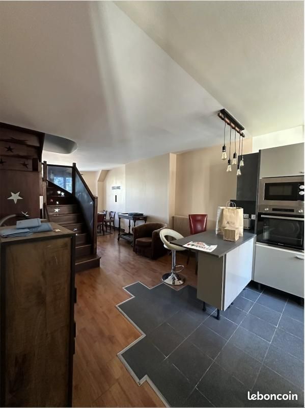 Appartement 3 pièces 70 m² · à Paris 16ème Arrondissement · 70 m² · 1 999 €/mois