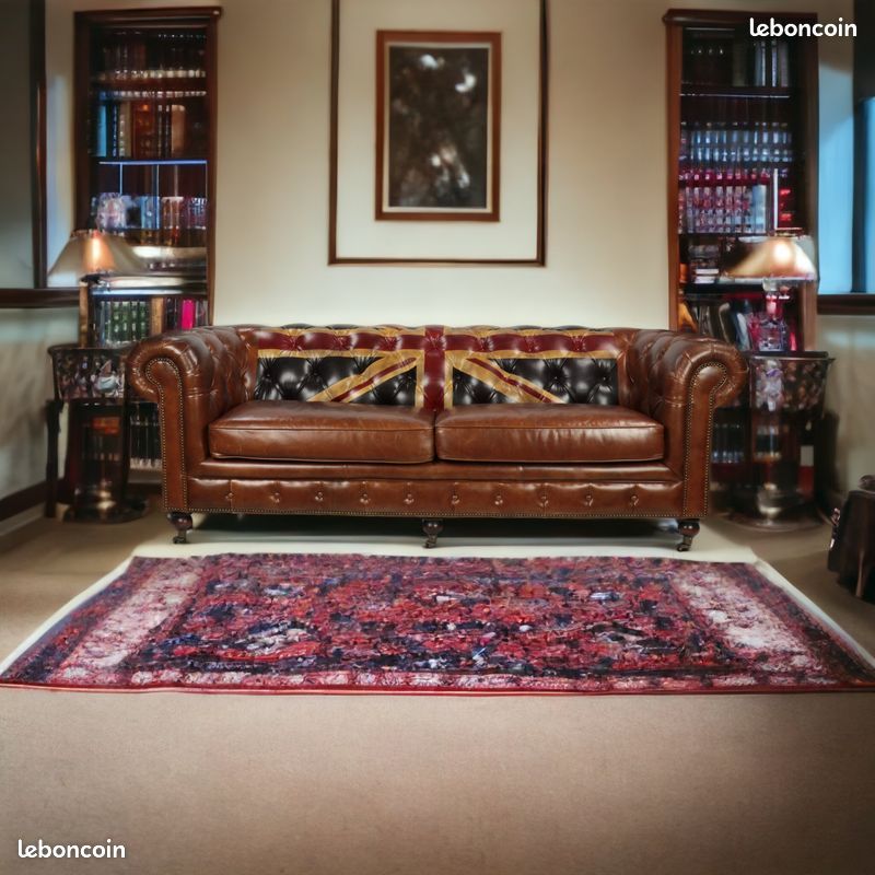 Canapé Chesterfield "Anglais" en Cuir (image 1)