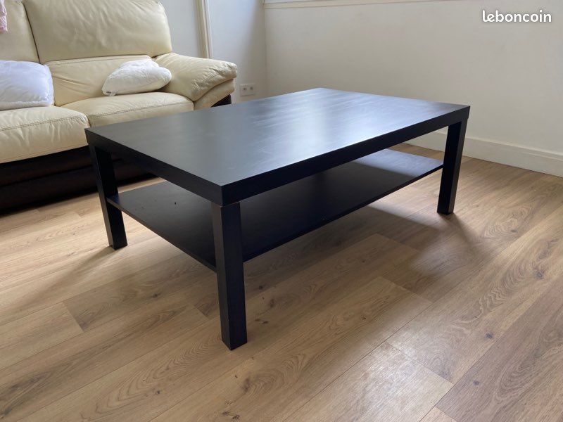 Table IKEA (image 1)