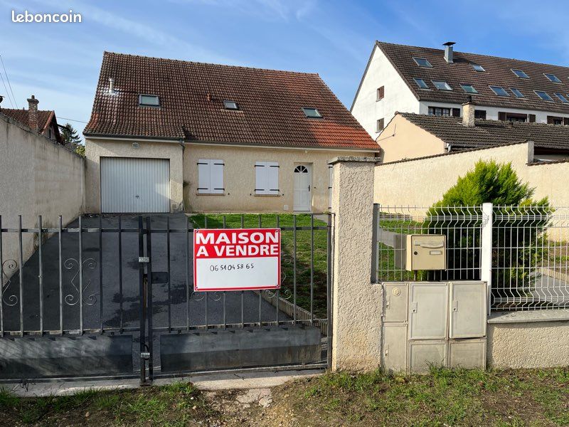 Maison 5 pièces 100 m² · à Fismes · 100 m² · 150 000 €