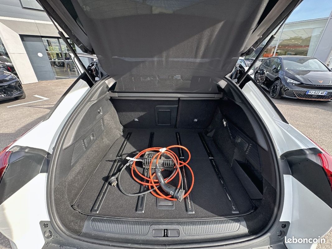 CITROEN C5 X Hybride Rechargeable 225 S&S e-EAT8 Shine (image 22)