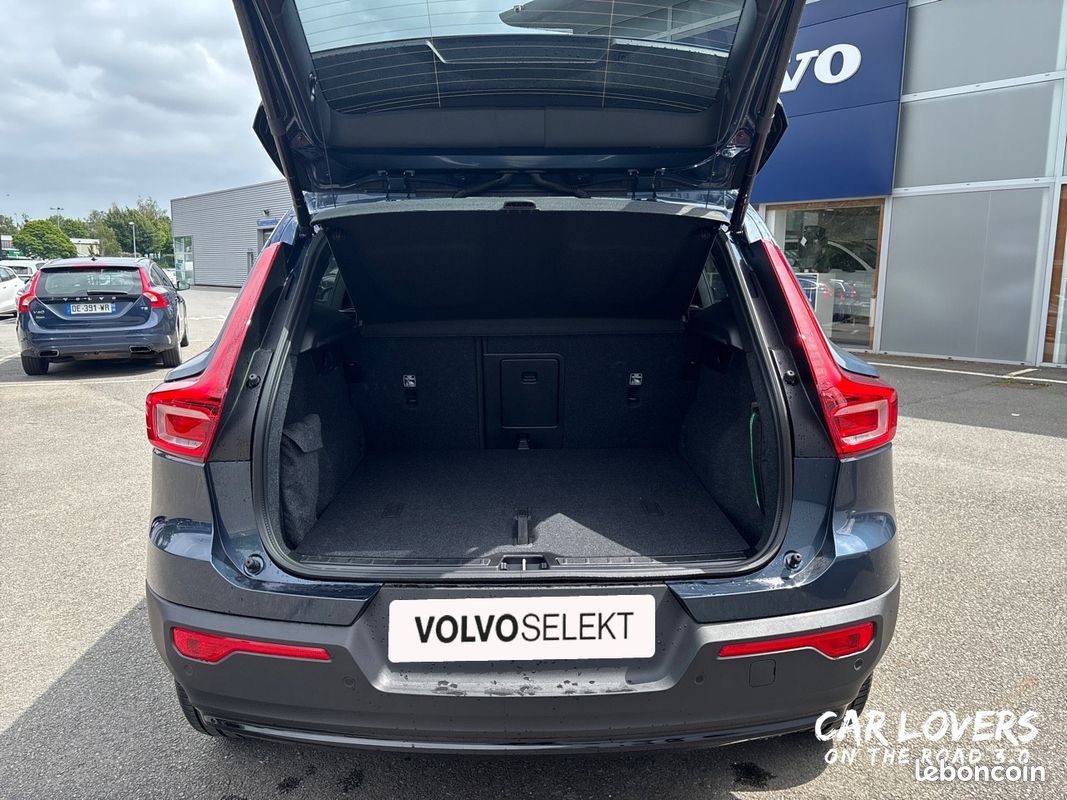 VOLVO XC40 B3 163 ch DCT7 Lounge Edition (image 18)