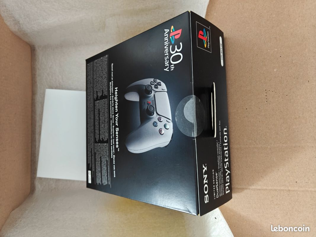 Dualsense PS5 30ème Anniversaire : Alertes, stocks