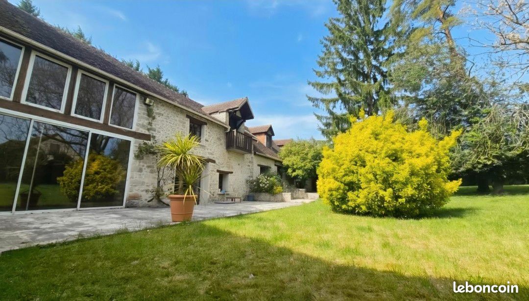 Maison 13 pièces 371 m² · à Morigny-Champigny · 371 m² · 759 600 €