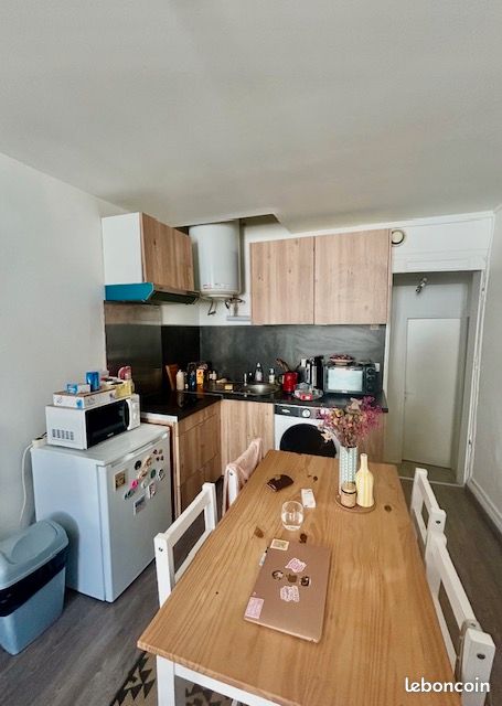 Appartement 1 pièce 23 m² · à Bordeaux · 22,8 m² · 560 €/mois