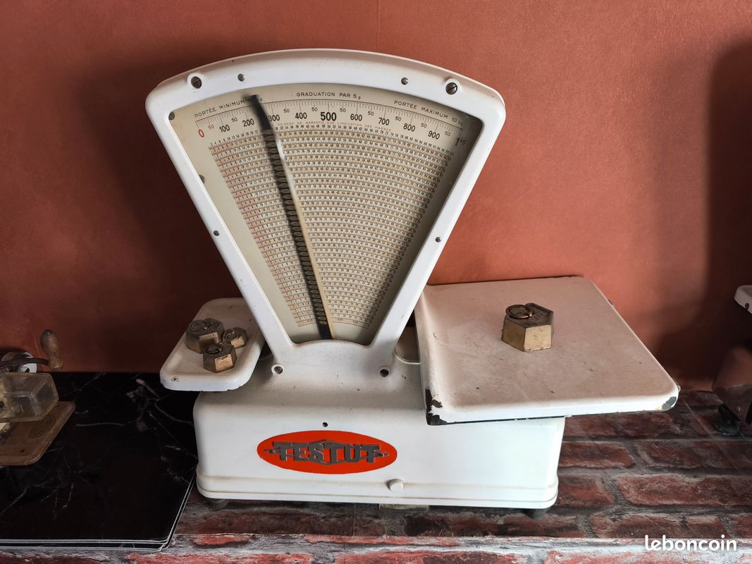 Ancienne balance En Acier Inoxydable de commerce Maison TESTUT / XX