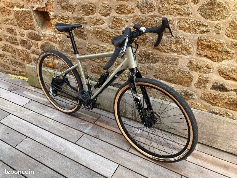 herrenfahrrad 28 zoll triumph Alpina Bike, Bonneville Trekking-Fahrrad, 6 Gänge, Herren Color:Brown/Clear Lens Best gravel bike for /division_dive