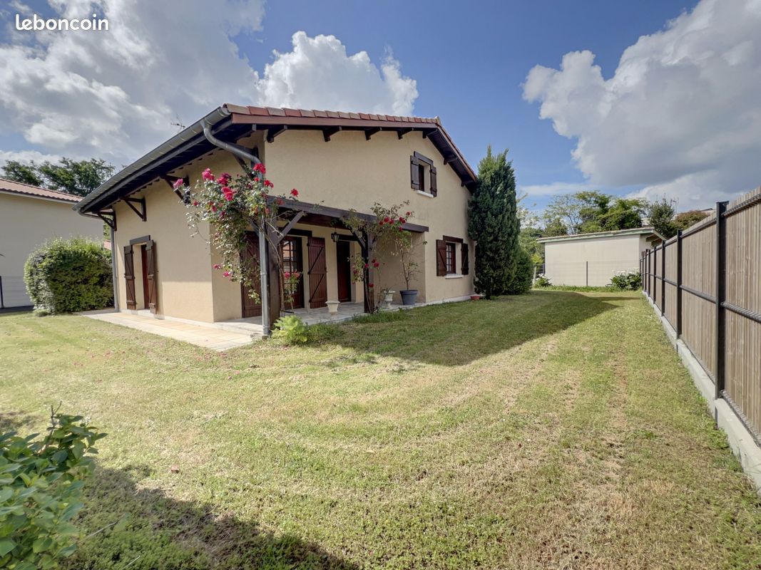 Maison 5 pièces 138 m² · à Pessac · 138 m² · 446 000 €