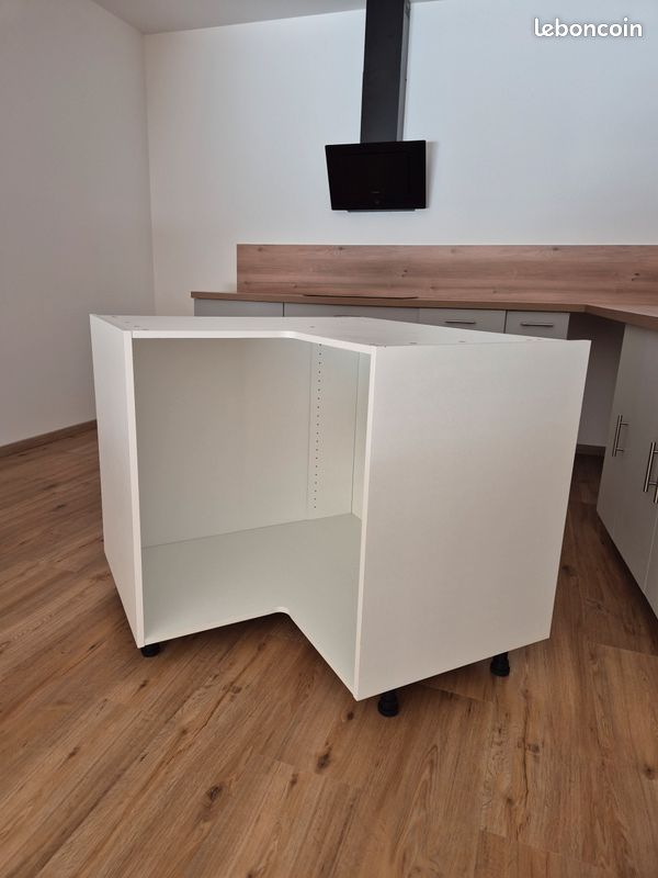 Caisson bas d’angle de cuisine blanc (image 1)