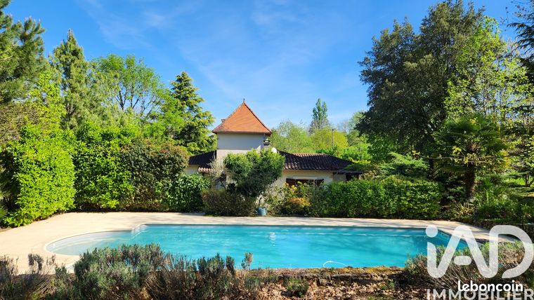 Maison 5 pièces 140 m²