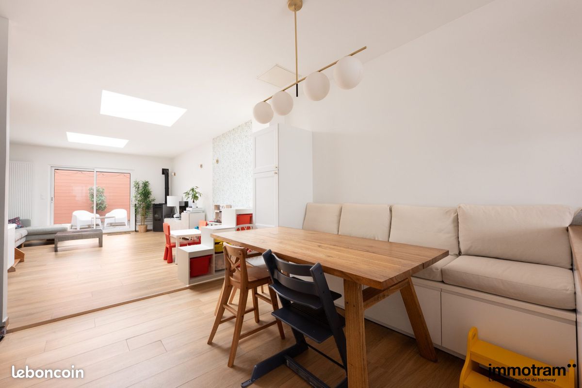 Maison 5 pièces 115 m² · à Roubaix · 115 m² · 250 000 €