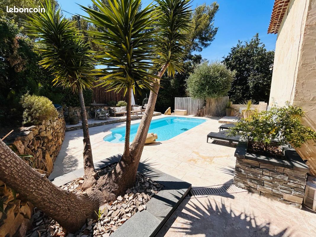Maison 4 pièces 131 m² · à La Seyne-sur-Mer · 131 m² · 720 000 €