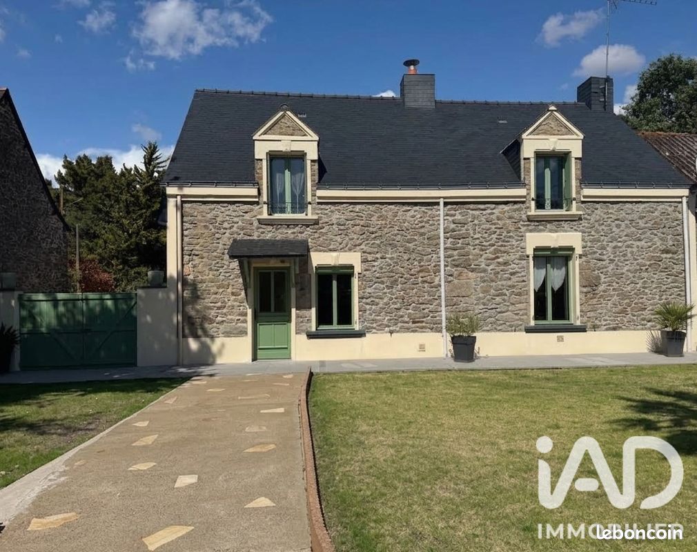 Maison 6 pièces 133 m² · à Besné · 133 m² · 350 000 €