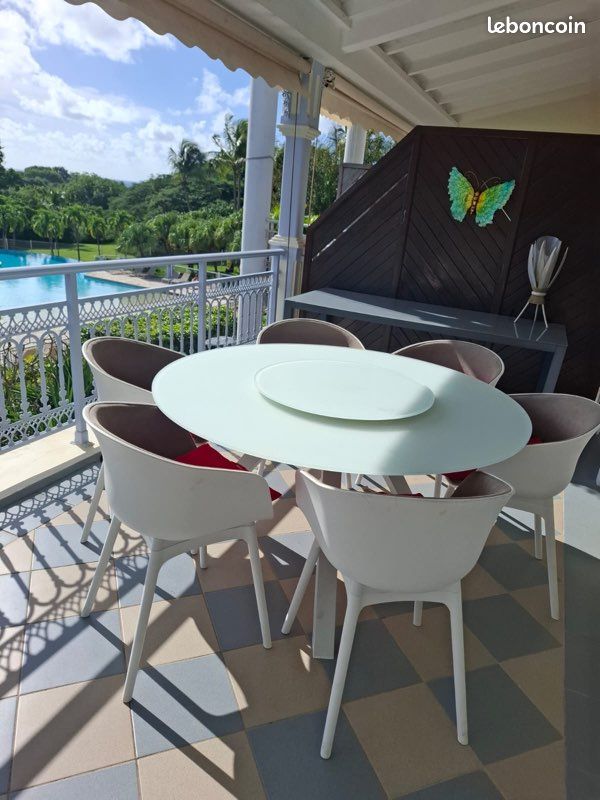 Appartement 2 pièces 40 m² · à Saint-François · 40 m² · 27 000 €