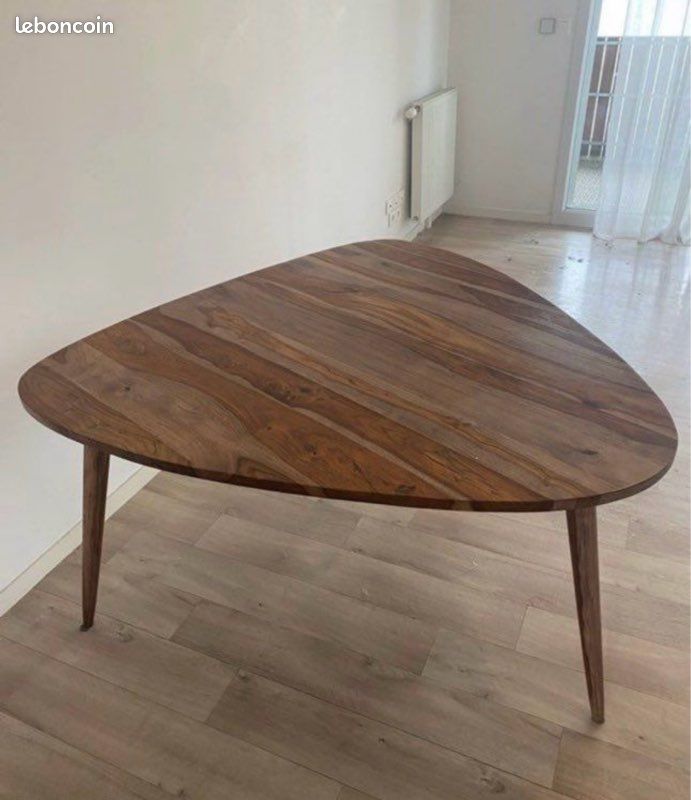 Table de salle à manger en bois massif – Très bon état (image 1)