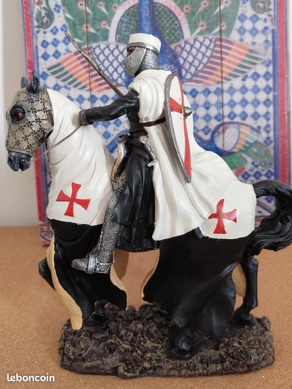 Statue Cavalier Ordre du Temple (image 1)