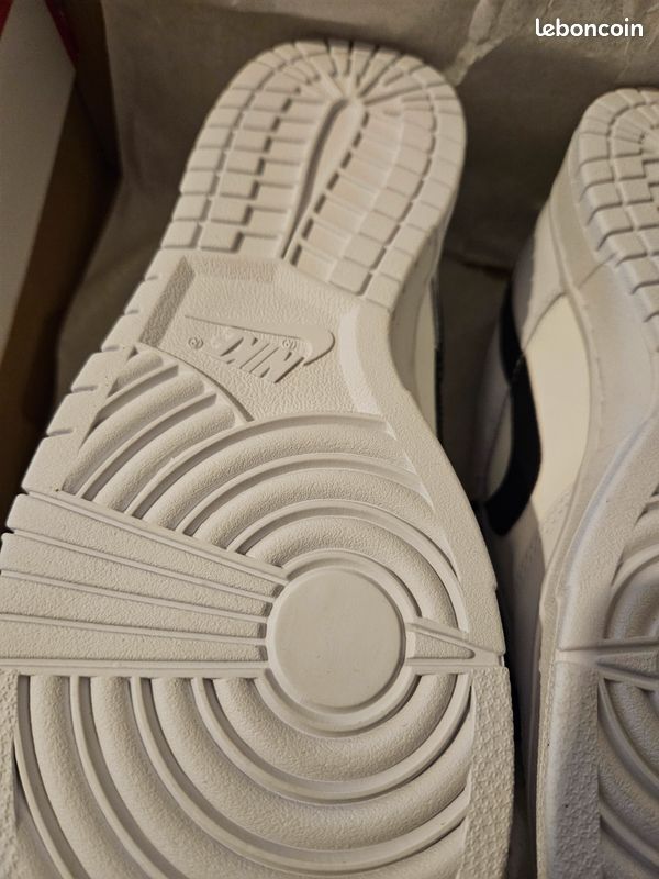 Nike Dunk low retro Reverse Panda -- Pointure 43 (image 3)