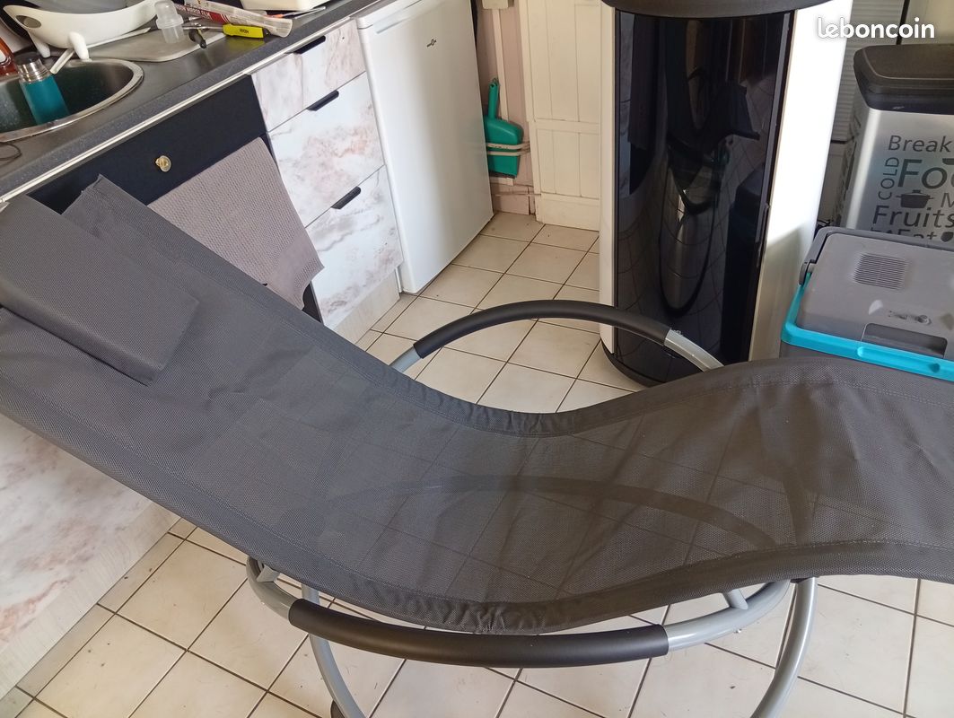 Chaise longue de jardin (image 1)