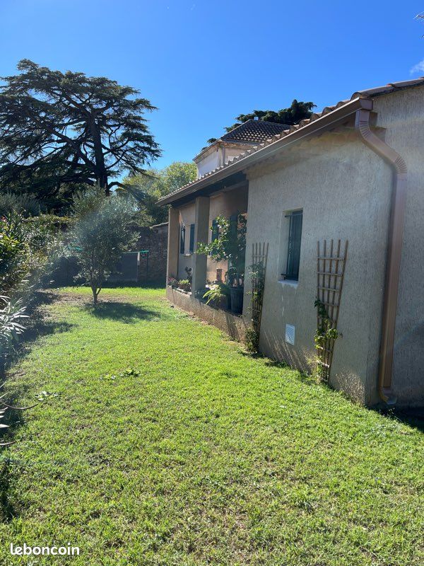 Maison 4 pièces 92 m² · à Pont-Saint-Esprit · 92 m² · 220 000 €